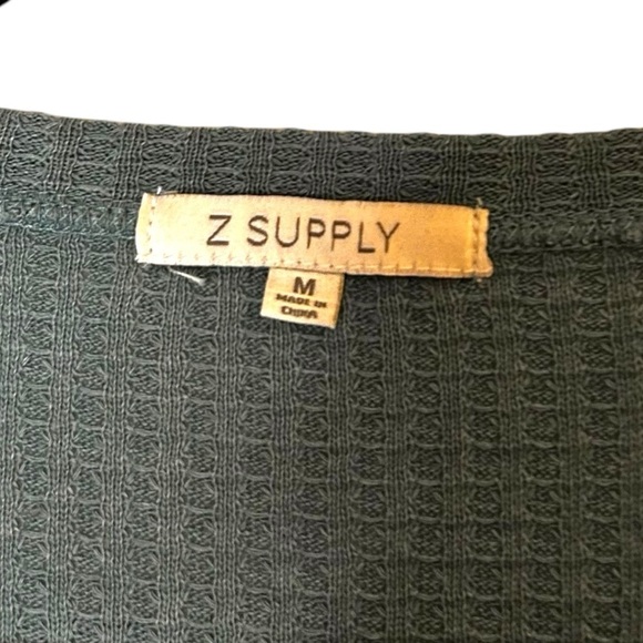 Z Supply Women's V-Neck Waffle Knit Long Sleeve Top- Size Medium - Picture 6 of 9